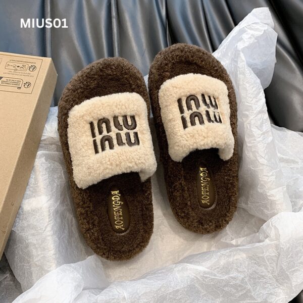 Thick-Soled Furry Slippers - Image 3