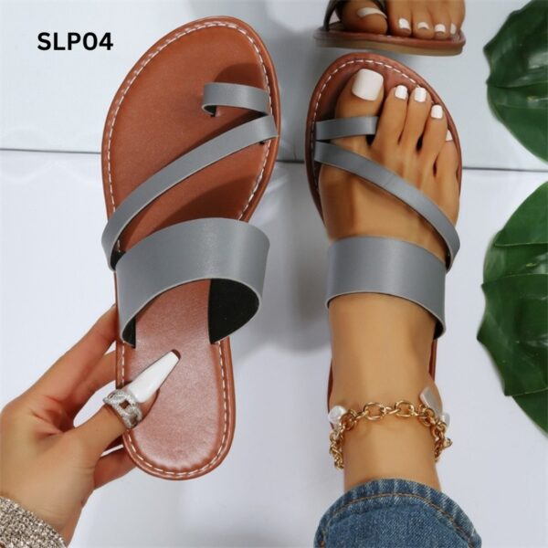 Cross-border large-size toe beach slippers for women 2024 winter new Amazon flat-bottomed casual sandals for women