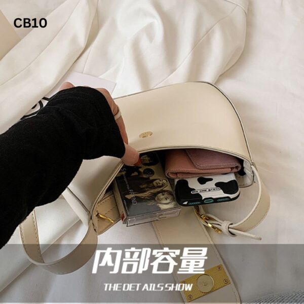 Fashionable Shoulder Bag. - Image 6