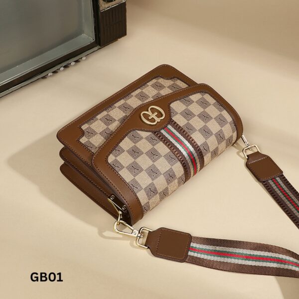 Fashionable Shoulder Strap Bags. - Image 2