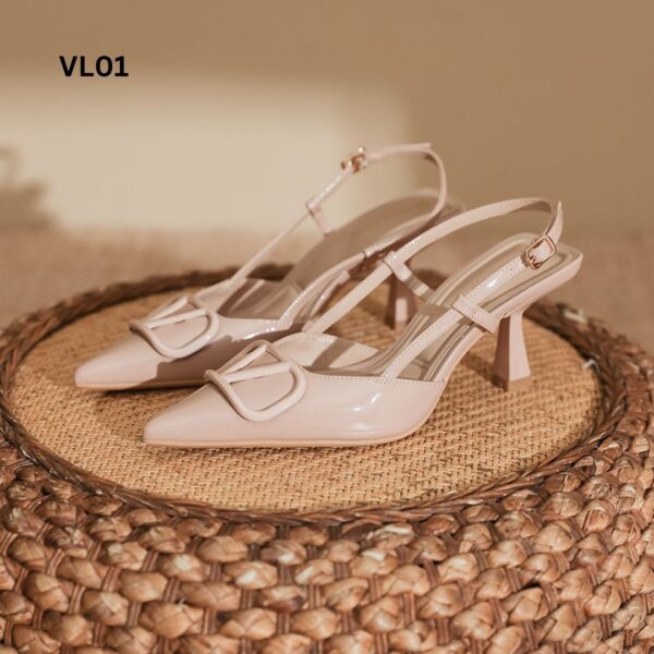 Velentino Luxury Brand High Heel. - Image 3