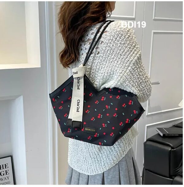 Everyday Shoulder Essential - Image 4