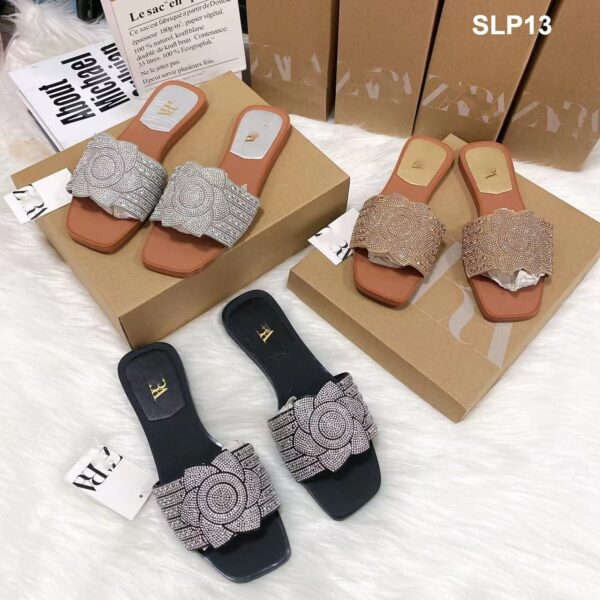 Style Rhinestone Flats Sandals