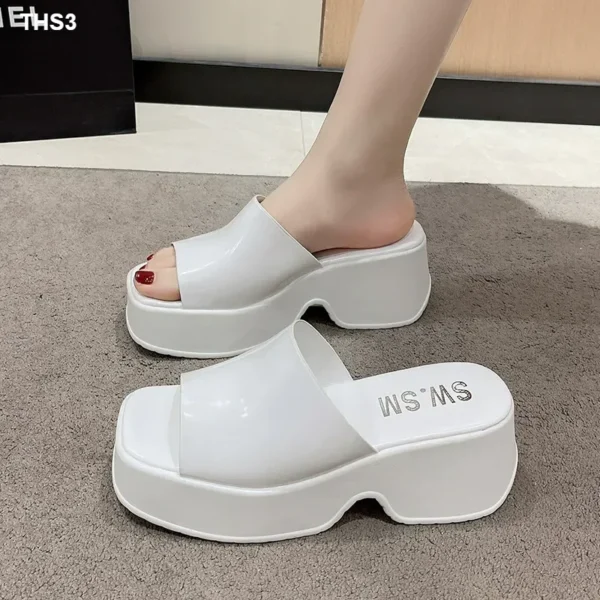 Thick-soled slippers for women - Image 4
