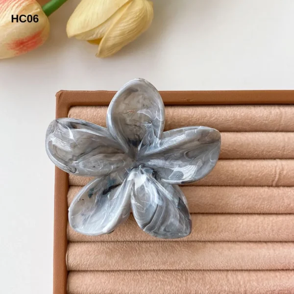Gradient color plumeria hair clip - Image 4