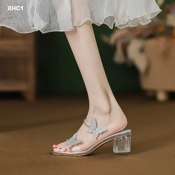 Butterfly rhinestone one-piece sandals - Image 2
