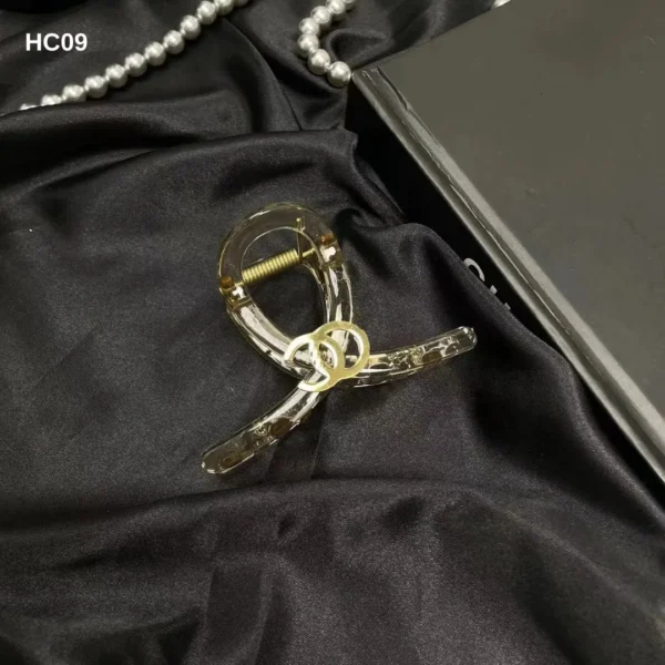 Titanium steel high-quality shark clip - Image 4