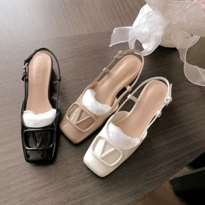 Flat Sandals for Women